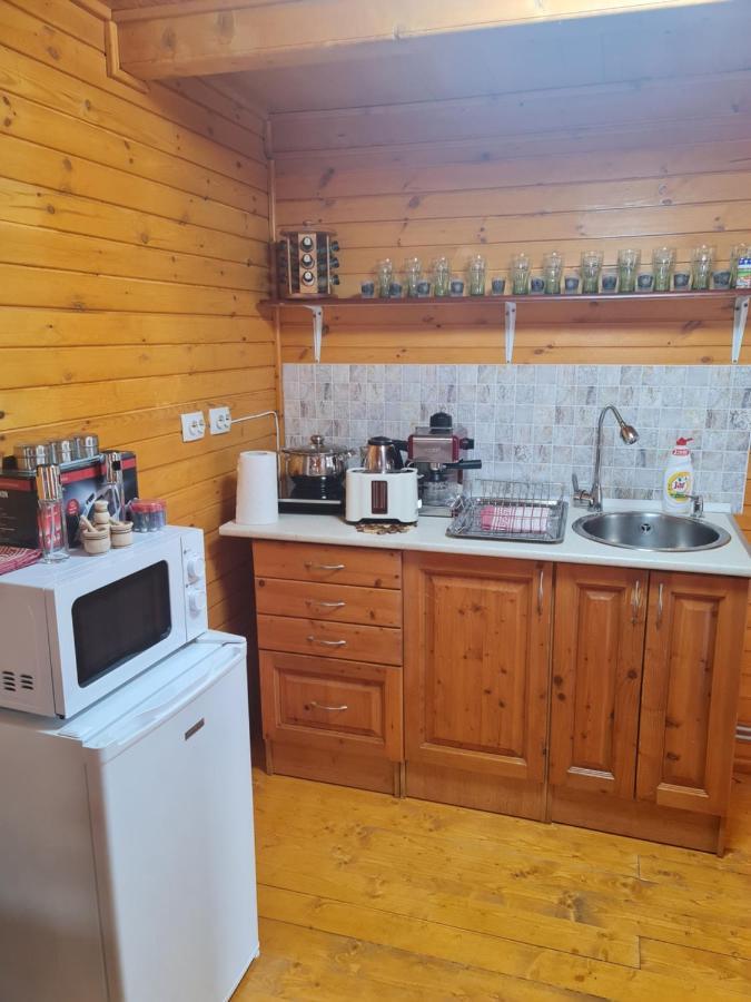 Hobby Vendégház Kiskunmajsa Esterno foto