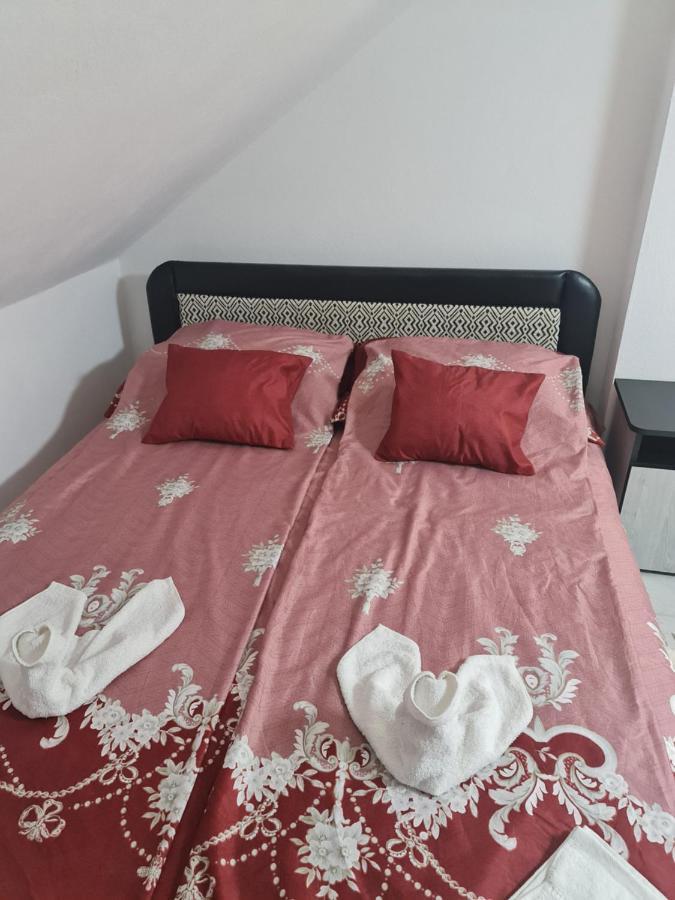 Hobby Vendégház Kiskunmajsa Esterno foto